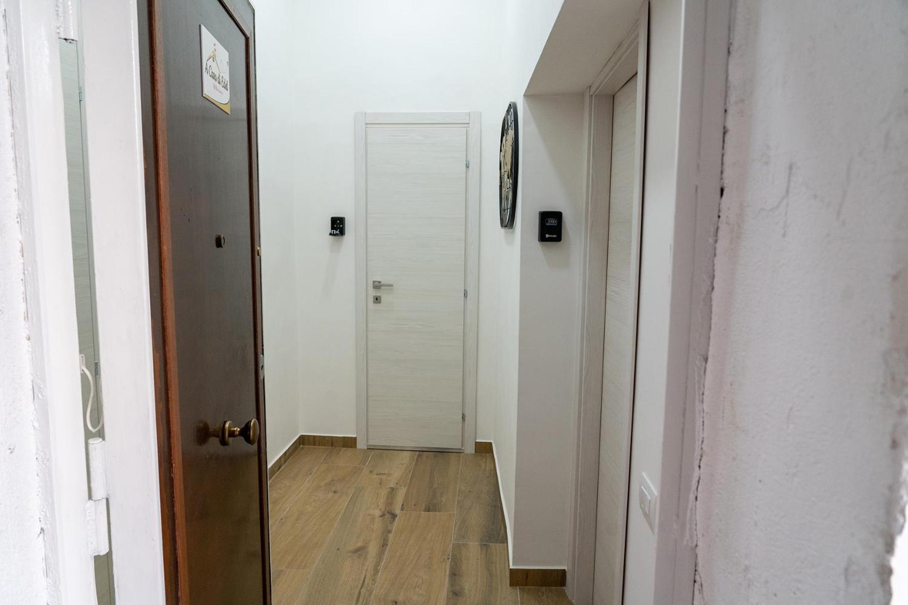 A Casa Di Edel Bed & Breakfast Napoli Exterior foto